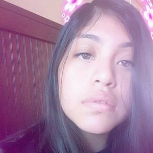 Meet your Posher, Elena